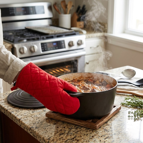 Heat Resistant Quilted Oven Glove